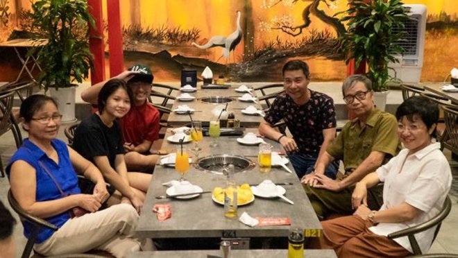 MC Thảo Vân tiết lộ lý do bố chồng cũ từng khóc nghẹn trên truyền hình khi nhắc đến mình - 1