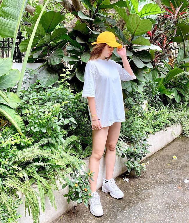 Hậu ly hôn, vợ cũ Phan Thanh Bình, MC Quỳnh Chi amp;#34;lột xácamp;#34; nóng bỏng - 5