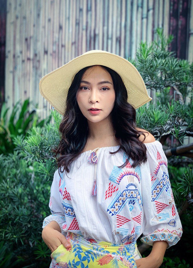 Mỹ Ngọc Bolero gây ấn tượng khi amp;#34;lấn sânamp;#34; điện ảnh với vai diễn trong phim amp;#34;Gia đình showbizamp;#34; - 5