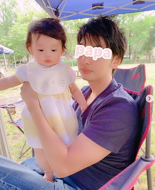 Mỹ nữ khiến đàn ông “bấn loạn” hóa ra là mẹ bỉm sữa, nhìn mặt con còn bất ngờ hơn - 9