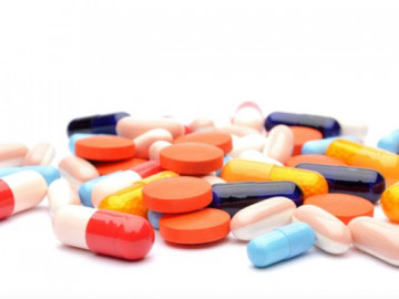 Thuốc kháng viêm thông dụng Alphachymotrypsine 4200 bị đình chỉ lưu hành
