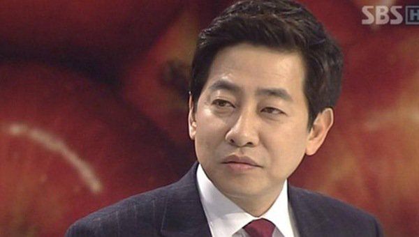 Ngôi sao 24/7: Sự thật chuyện amp;#34;trai đẹp ngoài hành tinhamp;#34; bị bố bỏ rơi, giờ amp;#34;mặt dàyamp;#34; nối lại - 3