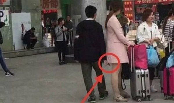 Ngôi sao 24/7: Sự thật chuyện amp;#34;trai đẹp ngoài hành tinhamp;#34; bị bố bỏ rơi, giờ amp;#34;mặt dàyamp;#34; nối lại - 4