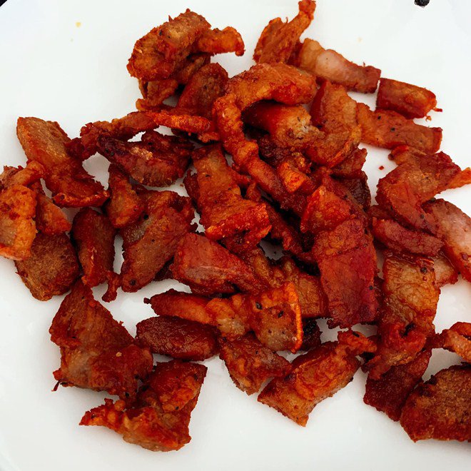 Nữ ca sĩ nóng bỏng lấy chồng xong bỗng biết nấu ăn, mẹ cô lại lo cho con rể vì... - 12