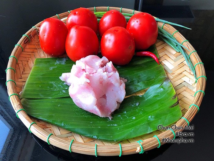 Cà chua nhồi cá thác lác hấp thơm ngon, bổ dưỡng cho cả nhà - 1