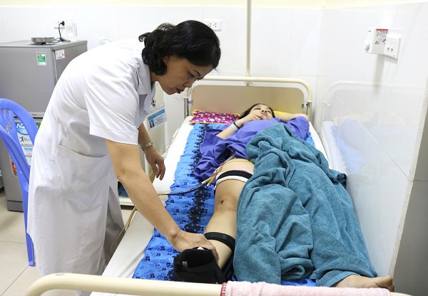 Mẹ Hải Dương bầu 36 tuần gặp tai nạn, ngay lập tức bác sĩ quyết định mổ đẻ cấp cứu - 1