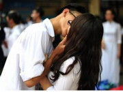 Tin tức - Giật mình khi con gái học lớp 7 hỏi mẹ: Bạn trai con sờ "chỗ ấy" có thai được không?