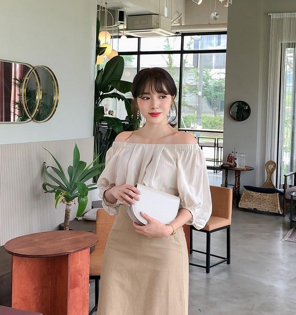 Tranh thủ HN mát rượi, chị em diện ngay áo blouse dài tay vừa xinh vừa giấu bắp tay thô - 15