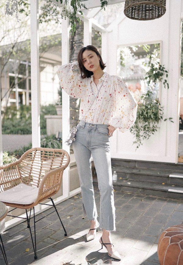 Tranh thủ HN mát rượi, chị em diện ngay áo blouse dài tay vừa xinh vừa giấu bắp tay thô - 10