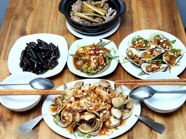 4 quán ốc ngon nức nở nổi tiếng Hà Thành cho những tín đồ ăn vặt