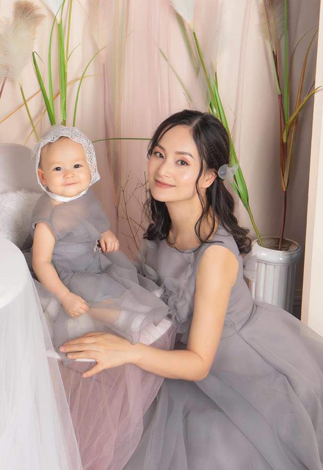 Lan Phương đưa con gái về quê nội, nhìn ảnh chụp hai mẹ con ai cũng xuýt xoa - 14