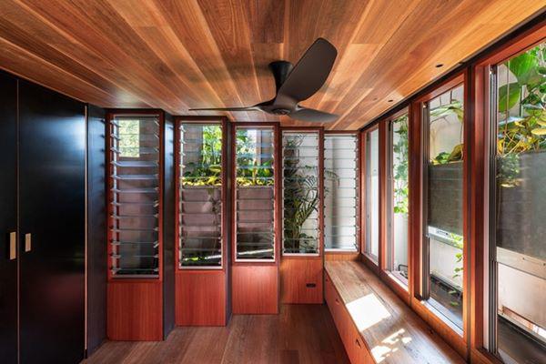 Ngôi nhà nghìn ô cửa sổ nổi danh trên các mặt báo - 14