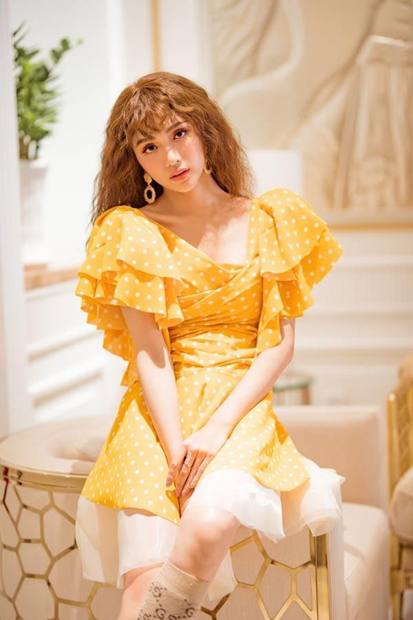 Sao Việt đua nhau để tóc mì tôm: người lên hương nhan sắc, người bị fan gọi amp;#34;bà thímamp;#34; - 2