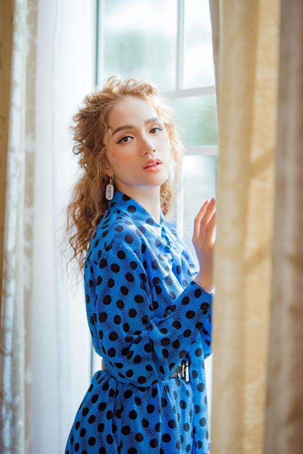 Sao Việt đua nhau để tóc mì tôm: người lên hương nhan sắc, người bị fan gọi amp;#34;bà thímamp;#34; - 1