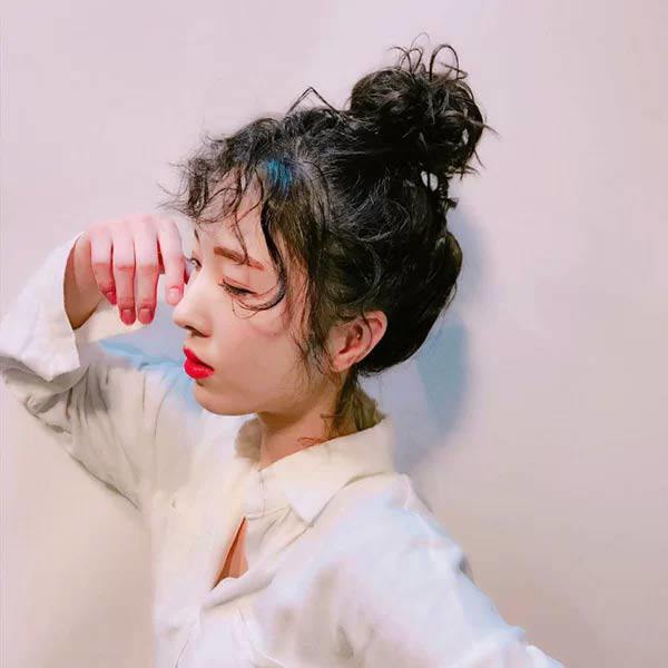 Sao Việt đua nhau để tóc mì tôm: người lên hương nhan sắc, người bị fan gọi amp;#34;bà thímamp;#34; - 17