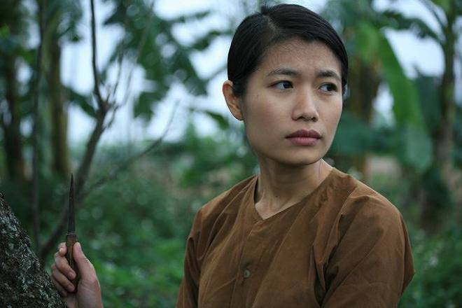 Trà My “Thương nhớ ở ai” tuyên bố thích hẹn hò phi công trẻ, trai già đáng “đem đi chôn” - 1