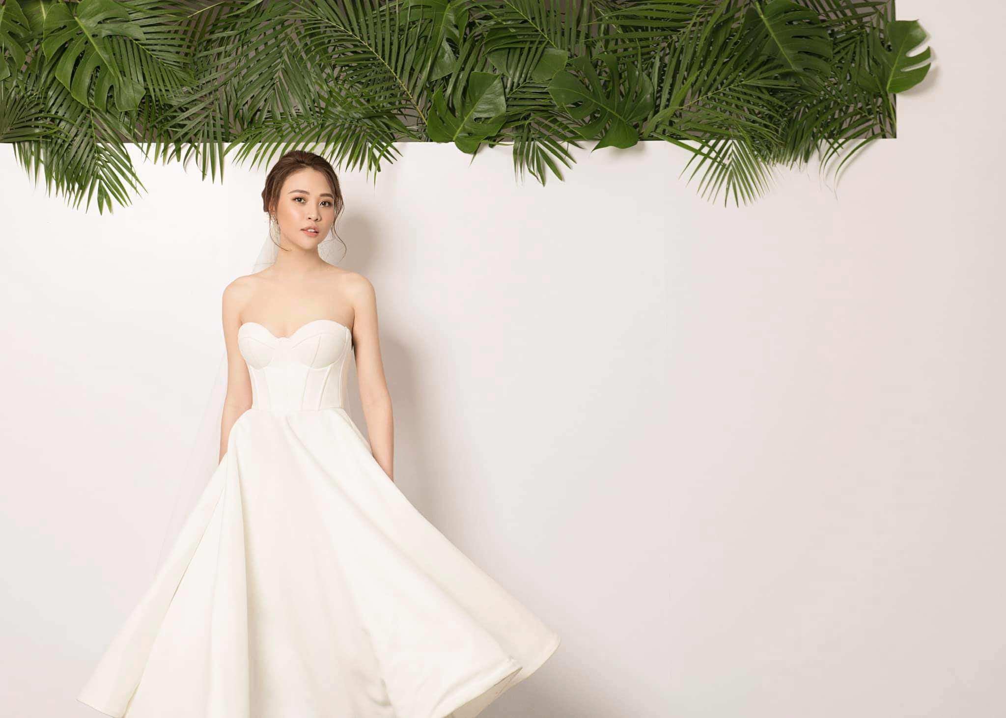 Vợ sắp cưới của Cường Đô La được NTK tận tay lấy số đo để may váy cưới độc nhất - 4