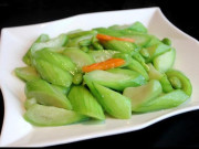 Bếp Eva - Khi xào mướp, thêm một bước này món ăn không bao giờ bị thâm đen