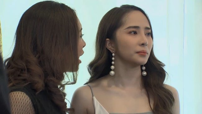 Bạn thân của năm: Linh Về Nhà Đi Con túm tóc chửi té tát, đòi amp;#34;chặt đuôiamp;#34; Nhã giúp Thư - 2