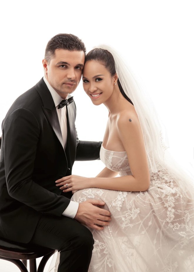Phương Mai: Ông bà 2 bên mong có cháu nhưng không thúc giục, chỉ sợ sinh con cho sai người - 4