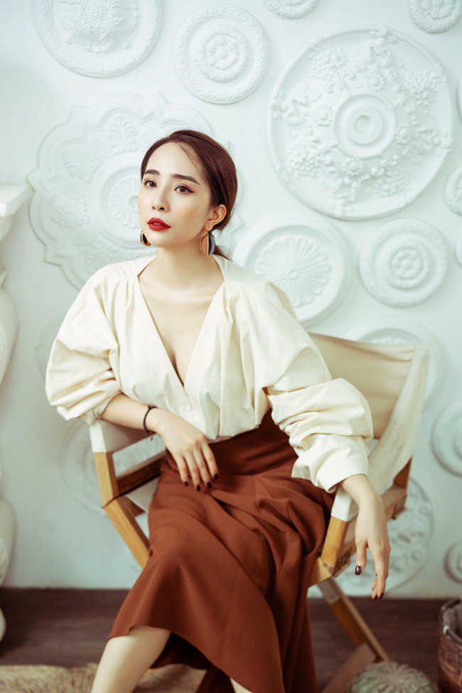 Quỳnh Nga tiết lộ điều amp;#34;xấu hổ vô cùngamp;#34; về cảnh cưỡng hôn Quốc Trường trong Về Nhà Đi Con - 4