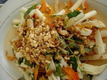 3 cách làm gỏi gà ngon lạ miệng cho bữa cơm gia đình