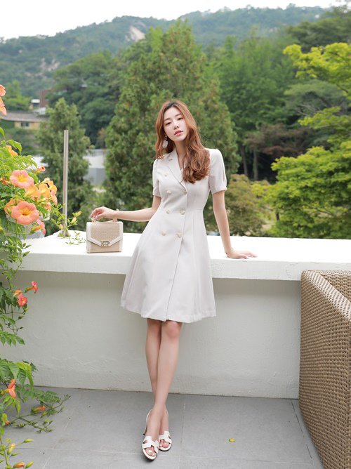 4 mẫu áo được chị em eo bánh mỳ coi như “vị cứu tinhamp;#34; - 1