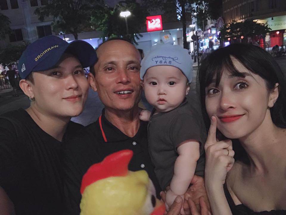 Đều đã làm mẹ nhưng mỗi lần xuất hiện cùng nhau, Nhã Phương thua xa em gái ở điểm này! - 12