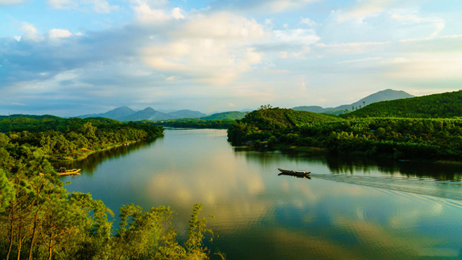 1001 diem check in "sieu thuc" chi co tai hue khien chi em me man - 8
