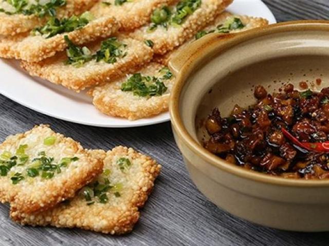 Cách làm cơm cháy chà bông thơm ngon, giòn tan tại nhà