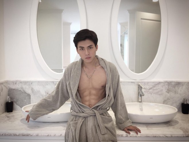 Lộ danh tính amp;#34;nam thần 6 múiamp;#34; vướng nghi vấn hẹn hò Hương Giang, người trong cuộc nói gì? - 5