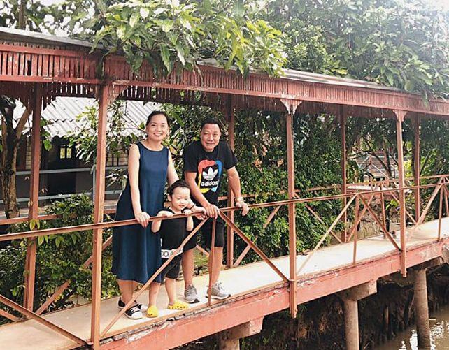 Ly Kute khoe ảnh con trai đi chơi, dân mạng thốt lên amp;#34;càng nhìn càng thấy giống người ấyamp;#34; - 1