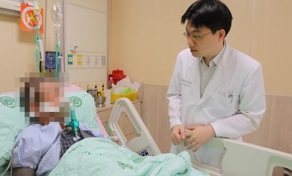 muon "chieu" vo tre, cu ong 66 tuoi suyt mat mang vi ly do khong ngo - 3