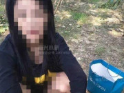 Bà bầu - Chở nữ sinh 15 tuổi, tài xế không ngờ khách xin dừng đi vệ sinh để làm điều này