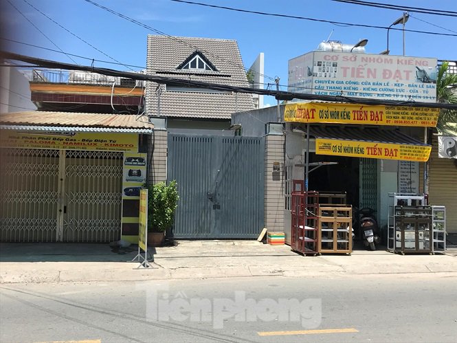 vu 2 be trai chet ngat khi chay nha: "pha duoc cua vao thi cac chau da lim di" - 5