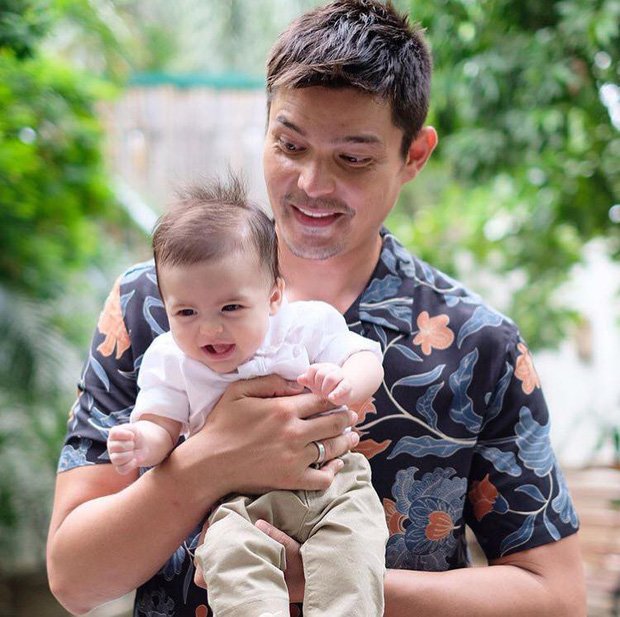 Bố mẹ amp;#34;đẹp nhất Philippinesamp;#34; bảo sao 2 con lại cực phẩm, bé út gây ấn tượng mạnh - 8