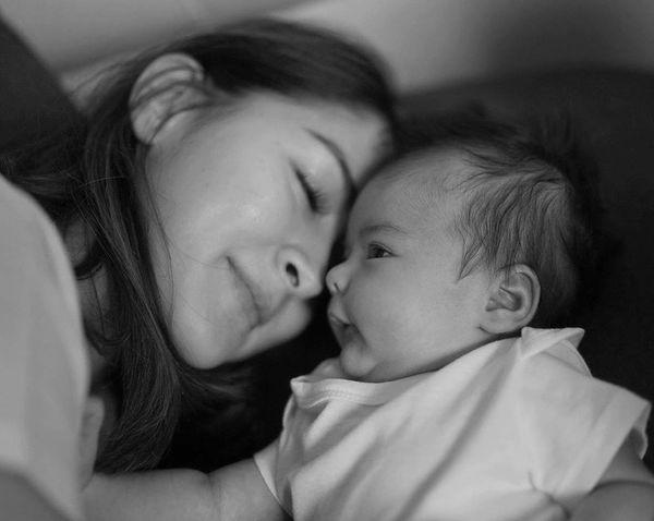 Bố mẹ amp;#34;đẹp nhất Philippinesamp;#34; bảo sao 2 con lại cực phẩm, bé út gây ấn tượng mạnh - 13