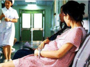 Bà bầu - Chồng đưa vợ đi đẻ con đầu, bác sĩ nhìn “vùng kín” nói: Đây không phải đứa con đầu lòng