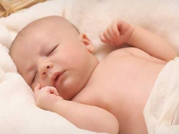 7 cách trị rôm sảy cho bé mà cha mẹ dễ dàng thực hiện