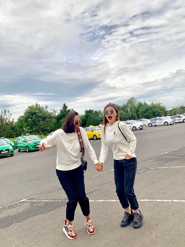 Ai thương Minh Triệu bằng Kỳ Duyên, có chiếc áo đẹp là chia sẻ cho nhau mặc đây này! - 3