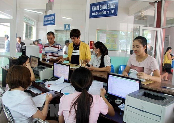 Loạt chính sách mới về tiền lương, BHYT có hiệu lực từ tháng 8/2019 chị em cần biết - 1