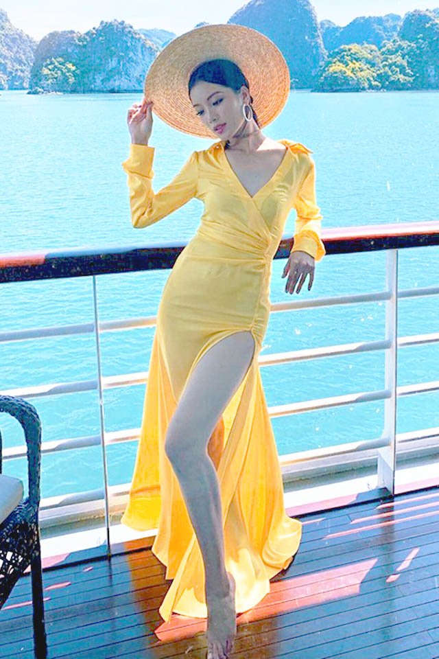 Đụng váy áo với H’Hen Niê và Hương Giang, thí sinh Miss World liệu có toả sáng như đàn chị? - 2