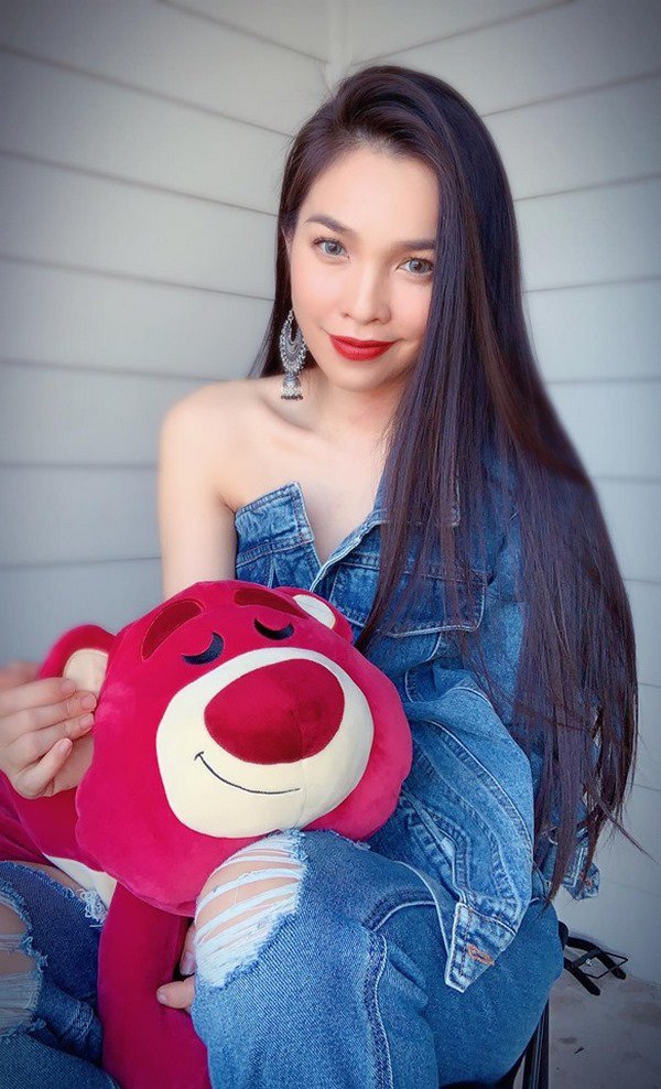 Mới mùng 1 đầu tháng, Hiền Thục đã làm điều này khiến các fan bối rối - 2