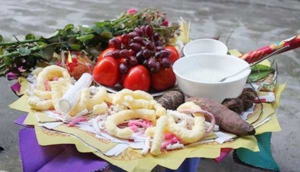 Tháng cô hồn: Mâm cỗ cúng và bài cúng mùng 1, rằm tháng 7 như thế nào - 3