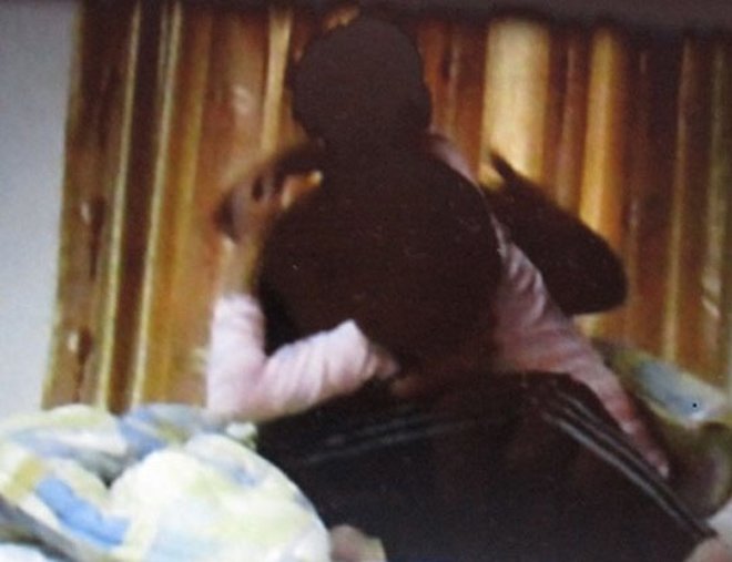 4 vu lo clip “nong” xon xao mxh: co giao cung nguoi tinh quay clip “an ai” lam ki niem - 1