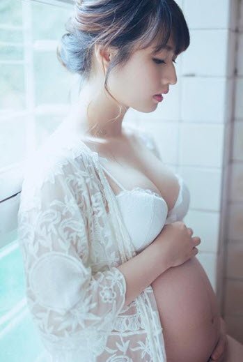 amp;#34;Hot girl bán gàamp;#34; 3 năm trước giờ bầu sang chảnh, bố đứa trẻ khiến đàn ông ghen tị - 10