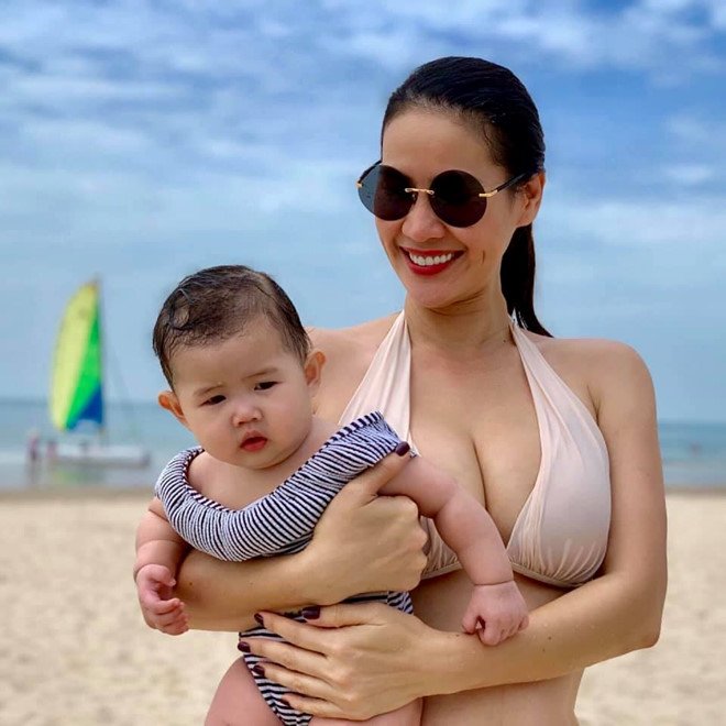 Là bạn thân, trẻ trung có thể chưa bằng nhưng Thân Thúy Hà lại amp;#34;vượt mặtamp;#34; Hà Tăng bởi điểm này - 1