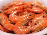Bếp Eva - Luộc tôm dùng nước sôi hay nước lạnh, nếu làm sai chắn chắn món ăn mất ngon