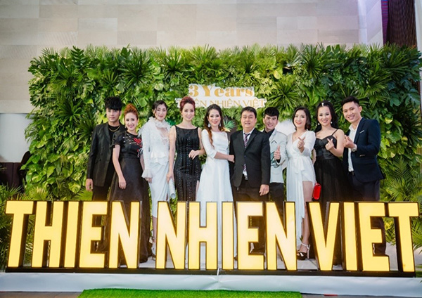 “Cà phê xanh” được ra mắt trong dịp thành lập 3 năm công ty TNHH MTV Thiên nhiên Việt - 1