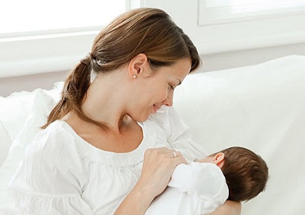Dấu hiệu có kinh sau sinh mẹ nên chú ý - 2